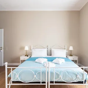 Casa Aydee Bed & Breakfast