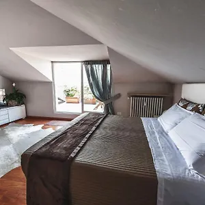 Cute & Cozy Terrace Apartment