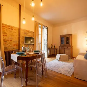 Gombito 4 Alta Apartment